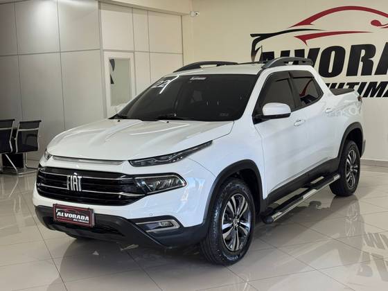 FIAT TORO 1.3 TURBO 270 FLEX FREEDOM AT6 FIAT TORO 1.3 TURBO 270 FLEX FREEDOM AT6